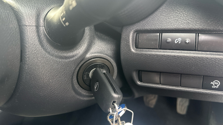 Nissan Juke 1.0 DiG-T 114 Acenta 5dr Petrol Hatchback